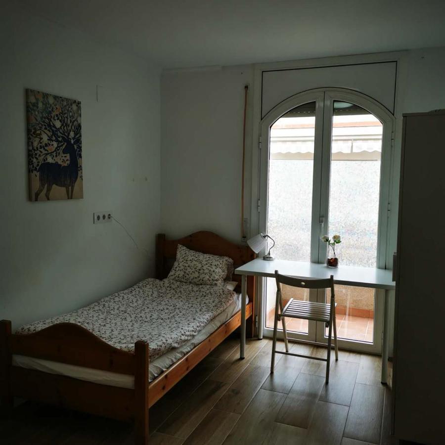 Luna L’Hospitalet de Llobregat Exterior foto
